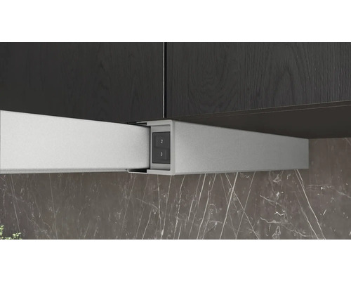 Hotte aspirante sous un meuble de cuisine