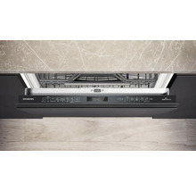 Lave-vaisselle Siemens avec panneau de commande et affichage numérique.