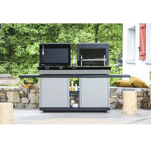 Grillküche mit Grill und Schränken im Aussenbereich