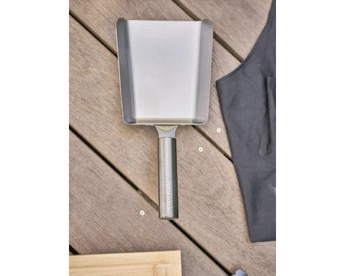 Grillspatel aus Metall