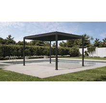 Pergola carrée sur une terrasse à côté d'une piscine