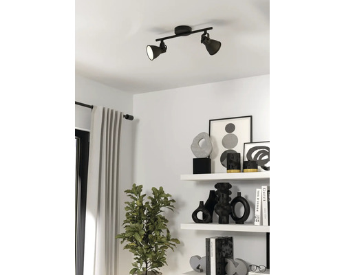 Deckenleuchte mit zwei Strahlern zur Raumbeleuchtung