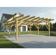 Carport en bois avec toit plat et ancrages en acier dans le jardin