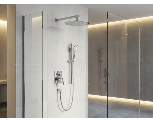 Douche avec douche de tête, douchette à main, robinetterie de douche et paroi de douche