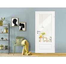 Vue d'intérieur avec une porte intérieure blanche avec insert en verre