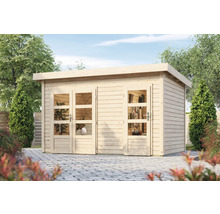 Abri de jardin en bois avec double porte et fenêtres dans le jardin