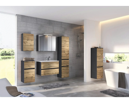 Salle de bains moderne avec meubles aspect bois et anthracite, comprenant un sous-vasque, une armoire de toilette et des colonnes de rangement.