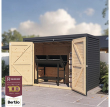 Abri de jardin avec portes en bois ouvertes et barbecue
