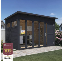 Bureau de jardin moderne avec revêtement en bois, grandes fenêtres en verre et mobilier de bureau