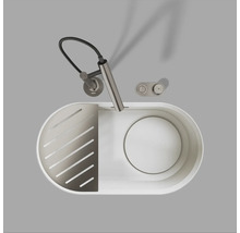 Auf Ansicht von oben: Spüle mit Armatur und Sieb