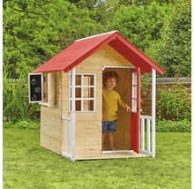 Holzspielhaus mit rotem Dach und einem Kind im Eingang