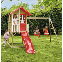 Spielhaus mit Schaukel und Rutsche für Kinder im Garten.