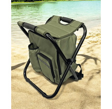 Rucksackstuhl mit Taschen auf Sand