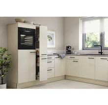 Cuisine claire avec four intégré et armoire coulissante