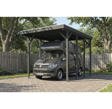 Abri de voiture en bois avec camping-car garé