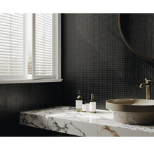 Salle de bain moderne avec mosaïque, vasque en marbre et miroir rond