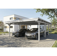 Carport en bois avec deux voitures garées et une remorque devant une maison d'habitation