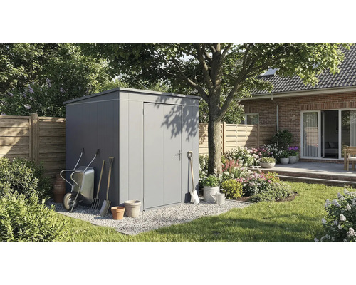 Scène de jardin avec abri de jardin, brouette et outils de jardin