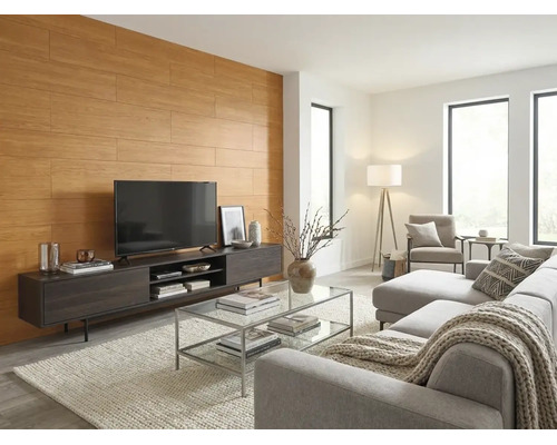 Salon moderne avec des panneaux muraux imitation bois derrière un meuble de télévision sombre et un canapé gris clair sur un tapis clair.