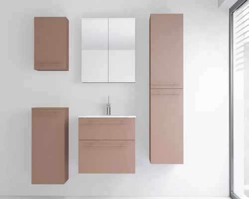 Badezimmermöbel-Set bestehend aus Waschbeckenunterschrank mit zwei Schubladen, Spiegelschrank und drei verschiedenen wandhängenden Seitenschränken.
