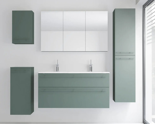 Modernes Badezimmermöbel-Set in Salbeigrün mit Doppelwaschtisch, dreitürigem Spiegelschrank, Hochschrank und Wandschränken.