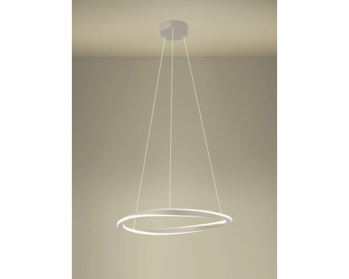 Suspension LED moderne avec un anneau lumineux suspendu par trois fils fins.
