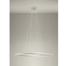 Suspension LED moderne en forme d'anneau avec un design ondulé, suspendue par des câbles fins.