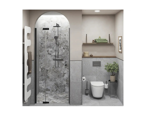 Modernes Badezimmer mit Rundbogendusche, grauen Natursteinfliesen, schwarzem Duschsystem, wandhängendem WC und weißem Design-Heizkörper.