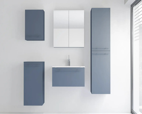 Ensemble de meubles de salle de bains moderne en bleu, comprenant un meuble sous-vasque, une armoire de toilette, une colonne et deux meubles.