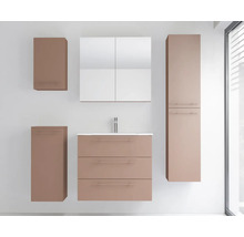 Ensemble de meubles de salle de bains avec sous-vasque à trois tiroirs, lavabo, armoire de toilette, colonne et deux meubles hauts.