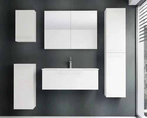 Ensemble de meubles de salle de bain blanc, cinq pièces, suspendu, avec meuble sous-vasque, armoire de toilette, colonne et deux meubles latéraux.