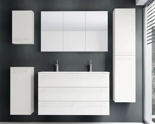 Ensemble de meubles de salle de bains moderne avec double vasque, armoire de toilette à trois portes, colonne et deux meubles latéraux.