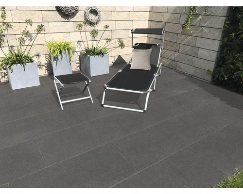 FLAIRSTONE Beton Terrassenplatte New Jersey schwarz-basalt 100 x 50 x 5 cm gefast