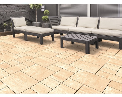 Dalle de terrasse en béton Delu x e beige clair avec chanfrein 100 x 30 x 5 cm