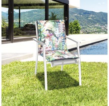 Gartenstuhl mit Auflage mit Dschungel-Motiv auf Rasen