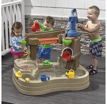 Table de jeu d''eau avec enfants, seau, arrosoir et pompe à eau