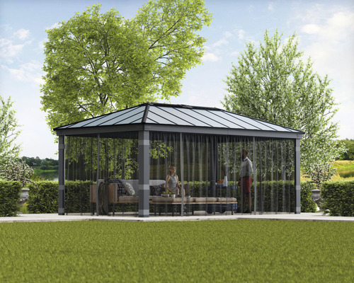 Scène de jardin avec un pavillon de jardin avec des rideaux