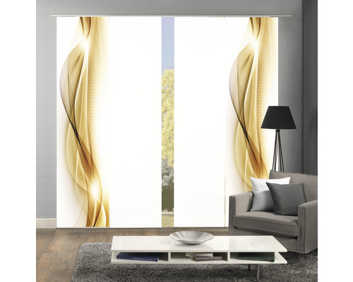 Raum mit Schiebegardinen mit abstraktem Muster