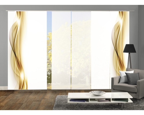 Raumansicht mit Schiebegardinen mit abstraktem Muster