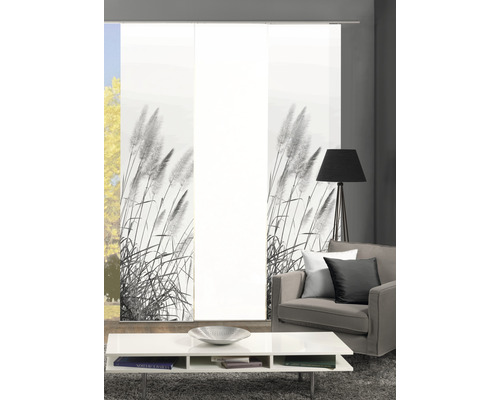 Salon avec rideaux coulissants et motif d''herbes