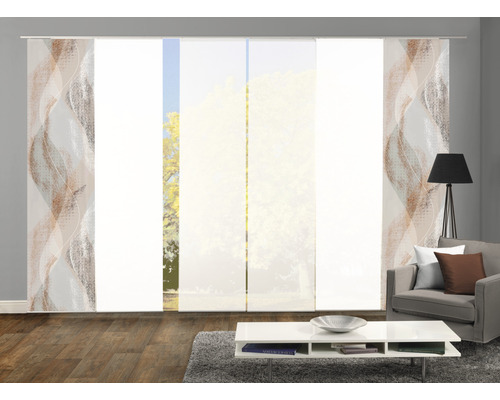 Schiebegardinen im Wohnzimmer mit modernem Muster