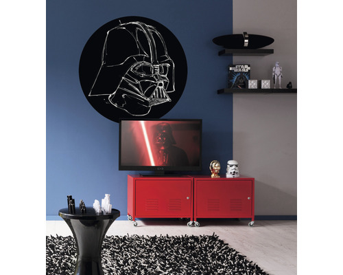 Wohnzimmer mit Fernseher, rotem Schrank, schwarzem Teppich und Star Wars Wandtattoo