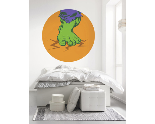 Zimmer mit einem Wandtattoo eines Fußes