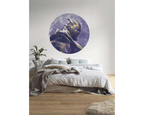 Chambre avec sticker mural d''un personnage