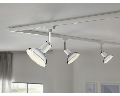 Rail de plafond avec trois spots pour éclairage intérieur