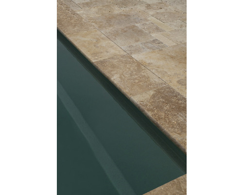 Bordure de piscine en travertin