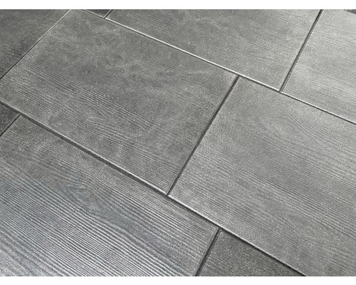 Carrelage de sol aspect bois