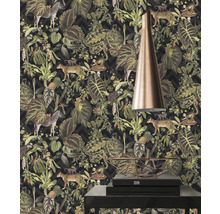 Tapete mit Dschungelmotiv, Zebras, Affen und Leoparden vor dunklem Zickzack-Hintergrund