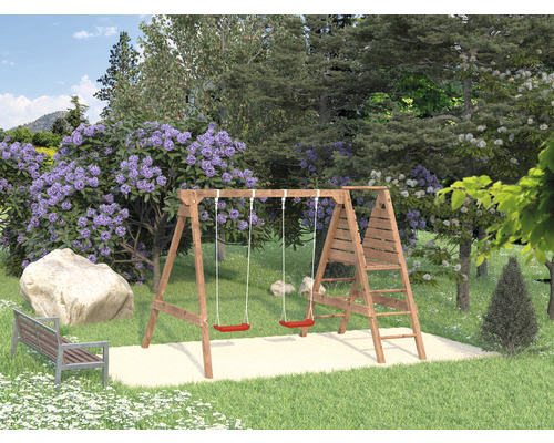 Balançoire en bois avec échelle dans un paysage de jardin