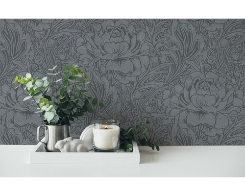 Gros plan d''un papier peint floral gris avec décoration